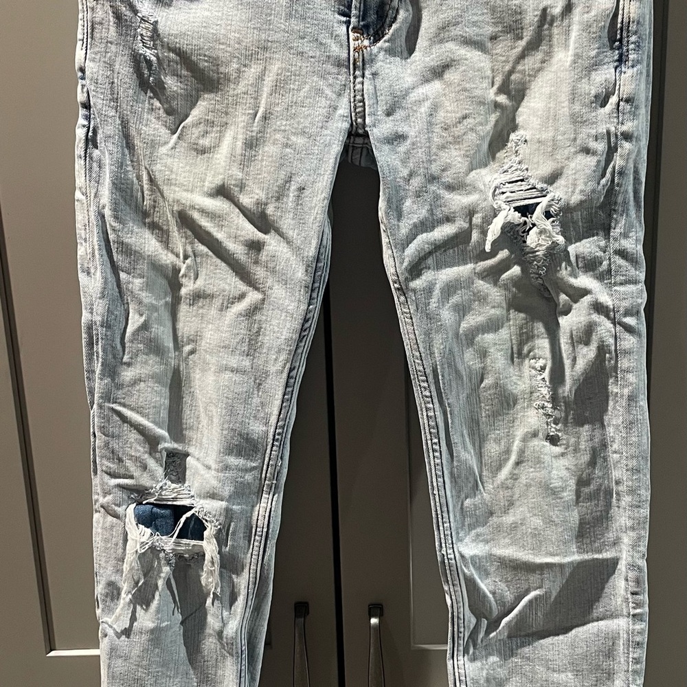 Abercrombie Kids Light Blue Distressed Skinny Jeans like NEW!!